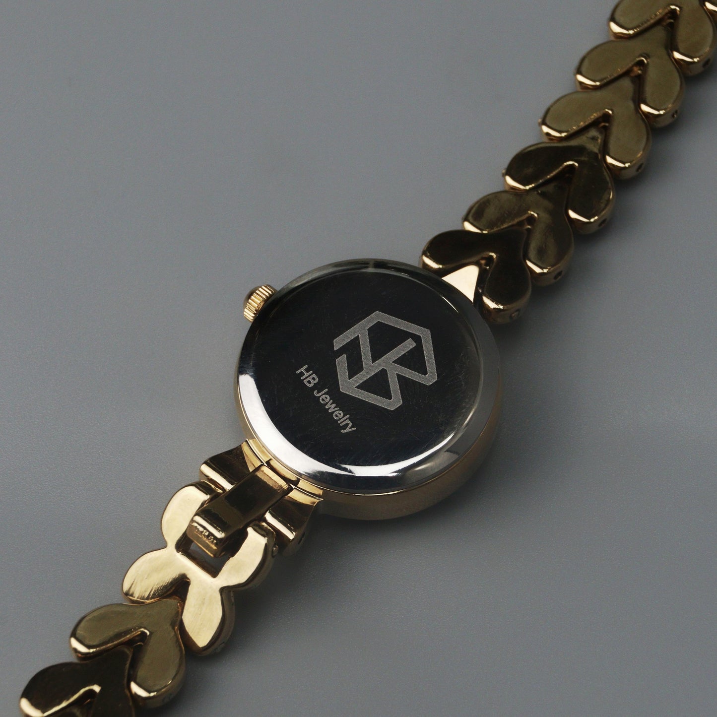 LUELLA Women's Fashion Watch with Round Case