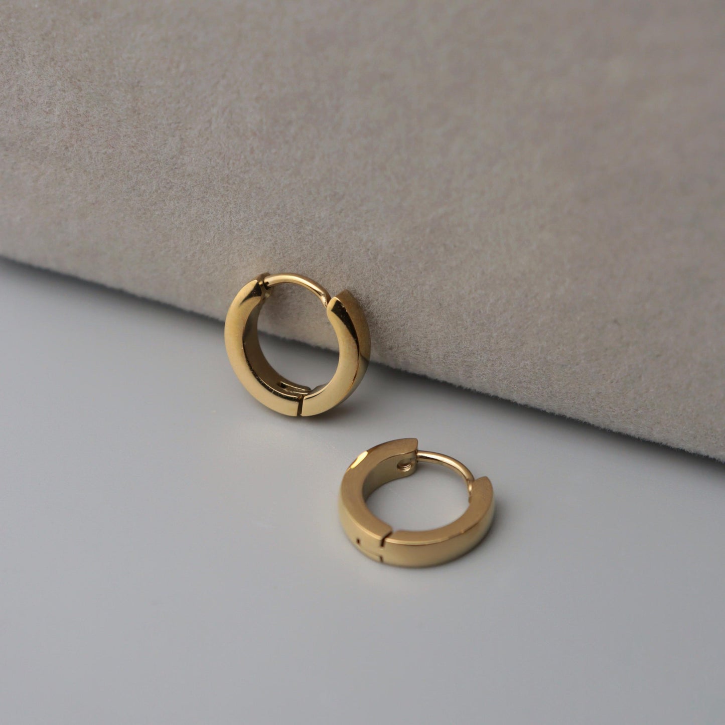 BERKE Clip Earrings