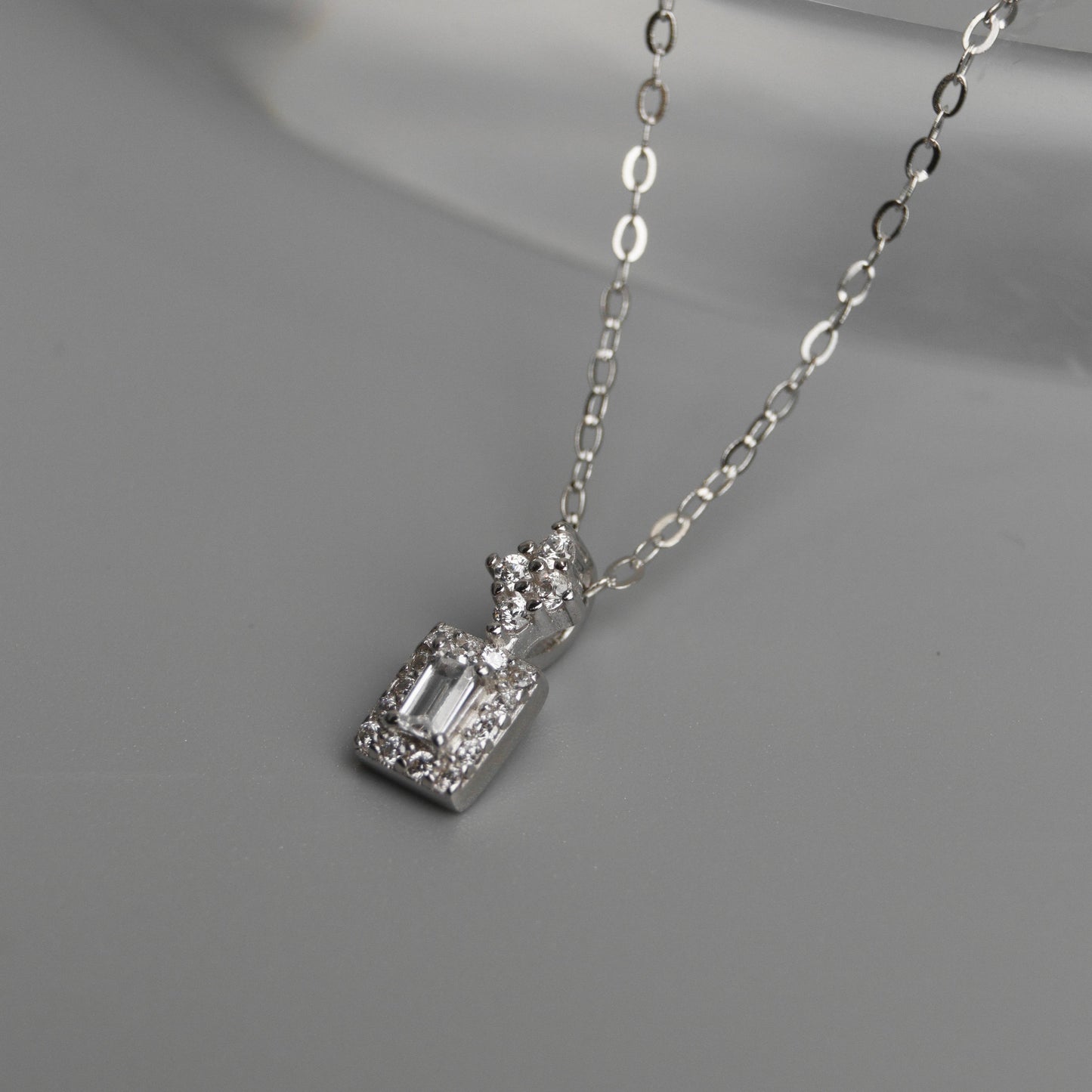 EMMIE S925 Silver Mini Rectangle Pendant Chain Necklace for Women