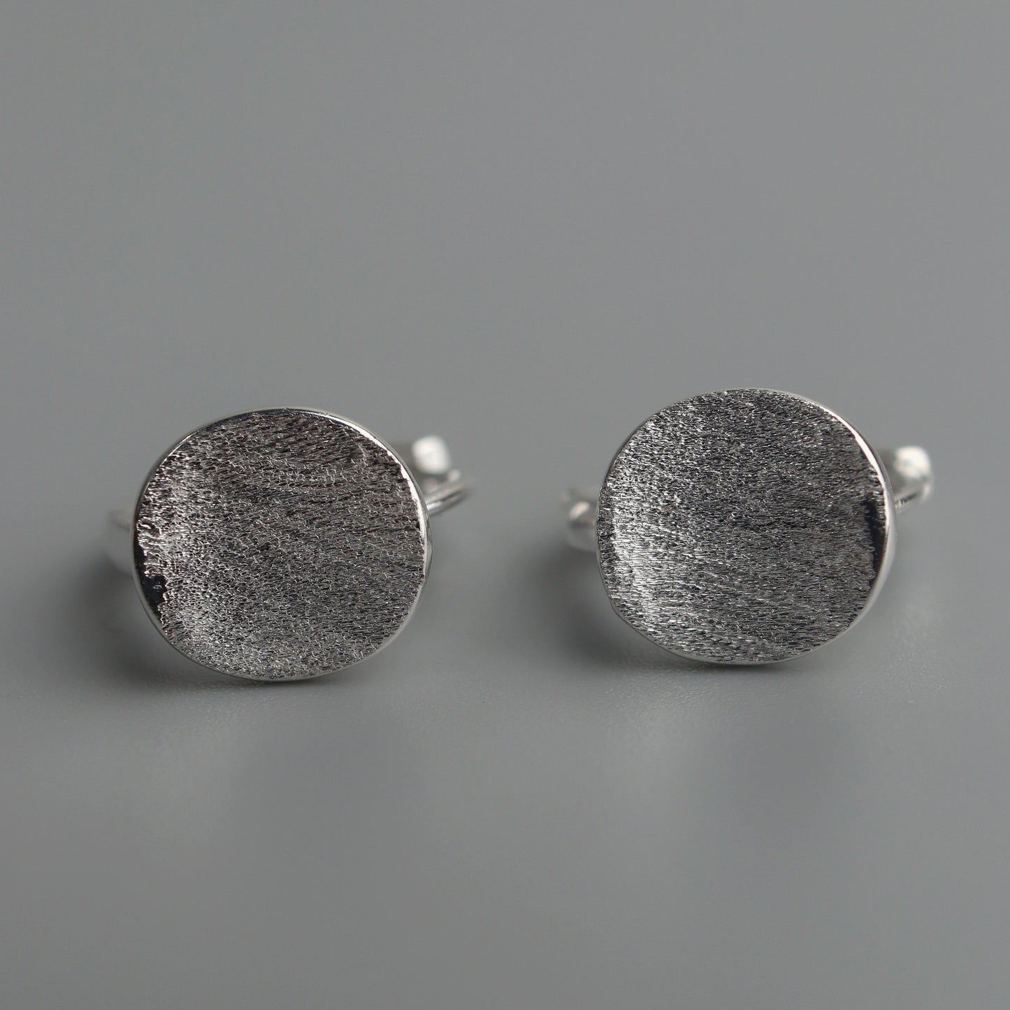 DANIA S925 Silver Disc Round Clip Earrings