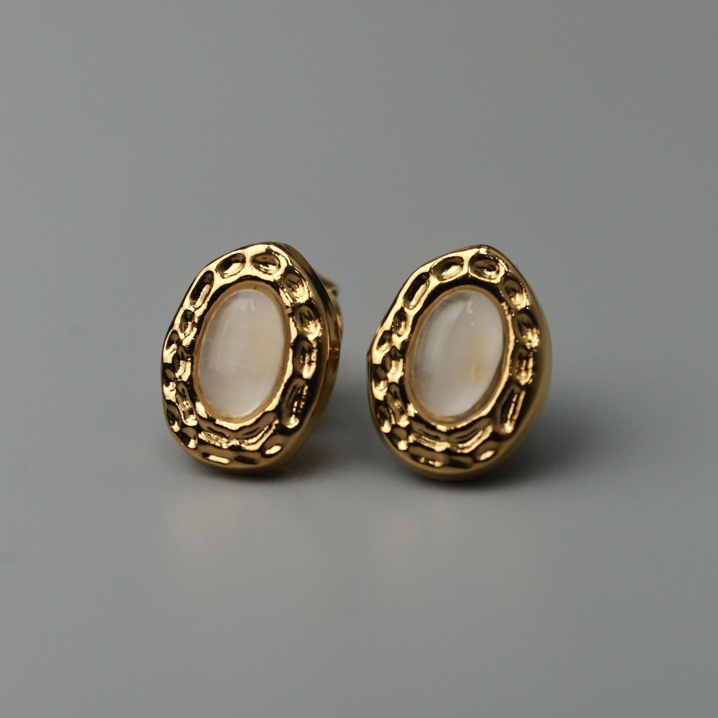 ARIEL Oval Synthetic Pearl Stud Earrings for Women