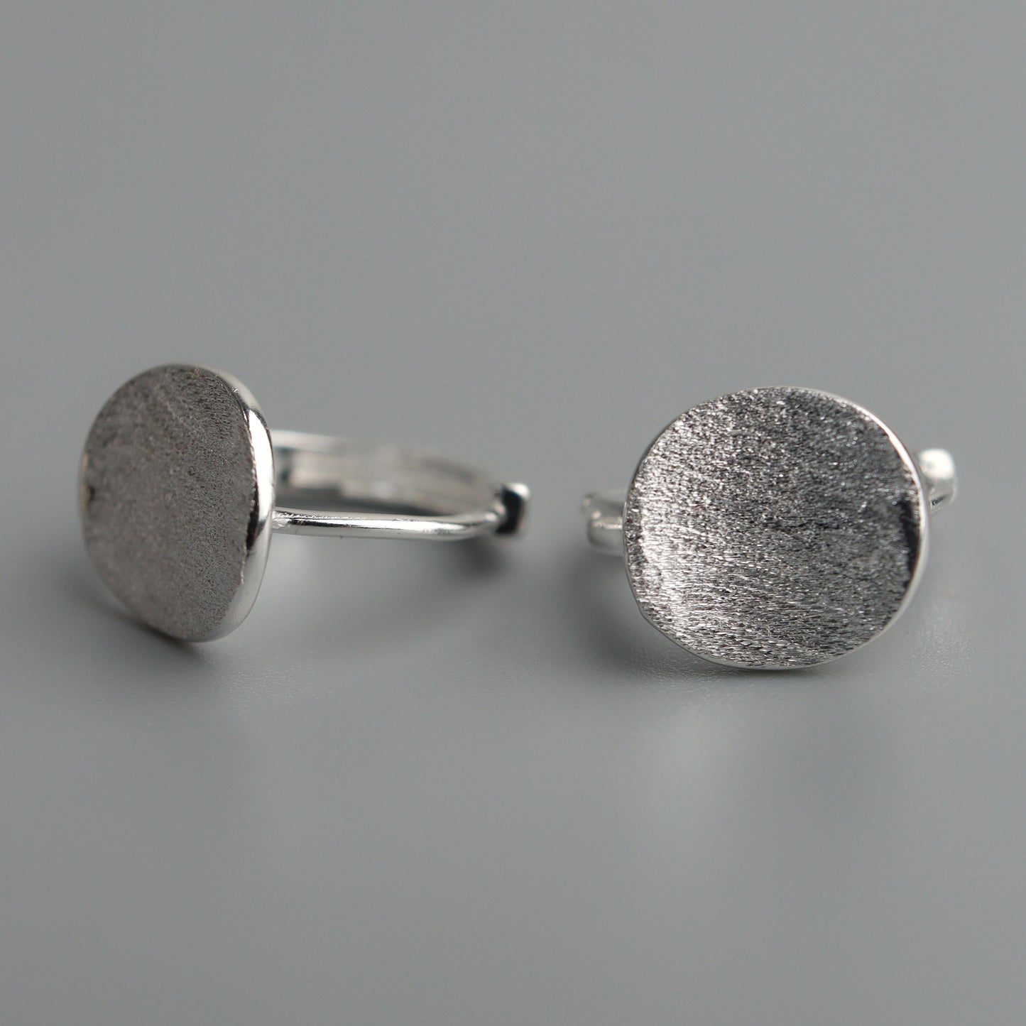 DANIA S925 Silver Disc Round Clip Earrings