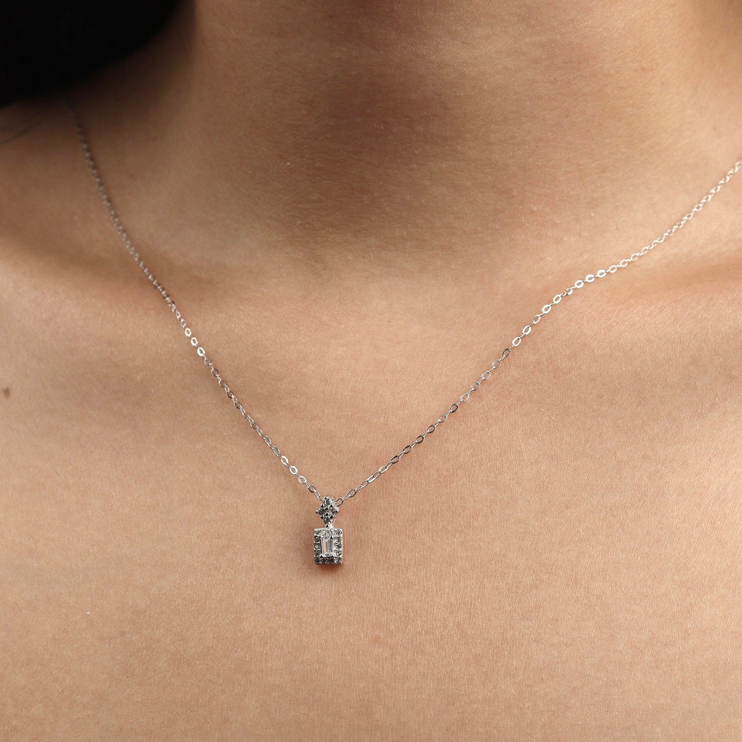 EMMIE S925 Silver Mini Rectangle Pendant Chain Necklace for Women