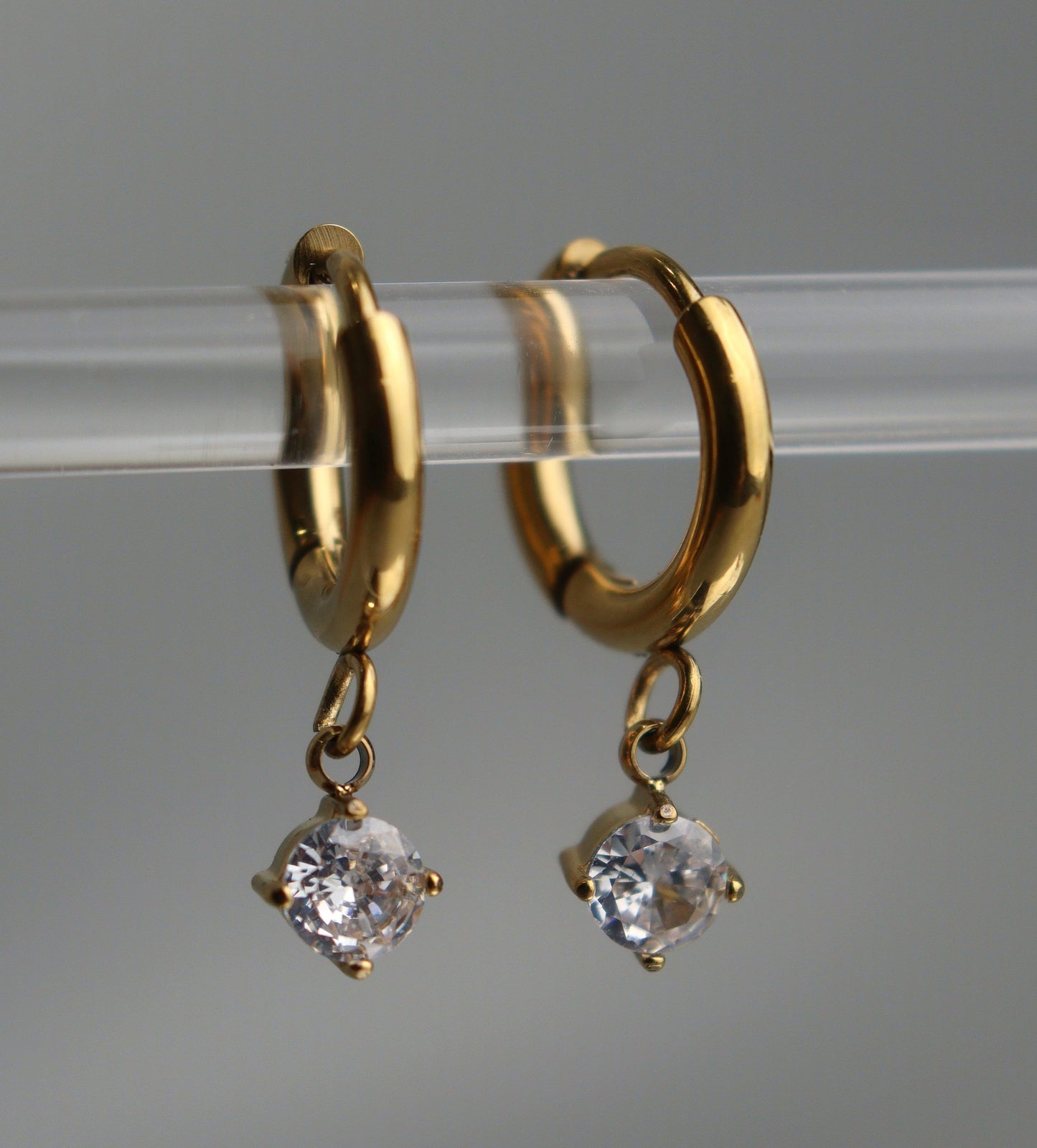 MILADA Small Huggie Clip Earrings