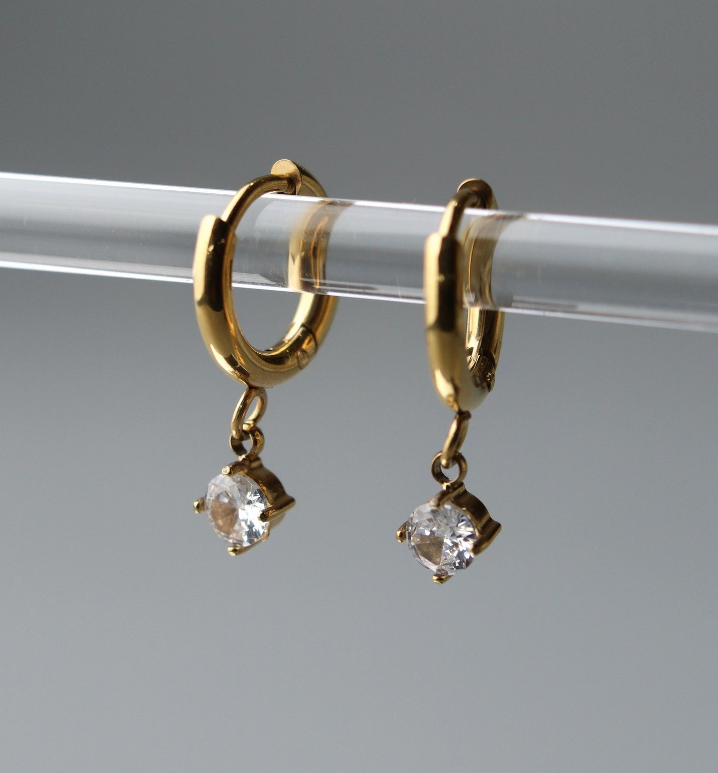 MILADA Small Huggie Clip Earrings