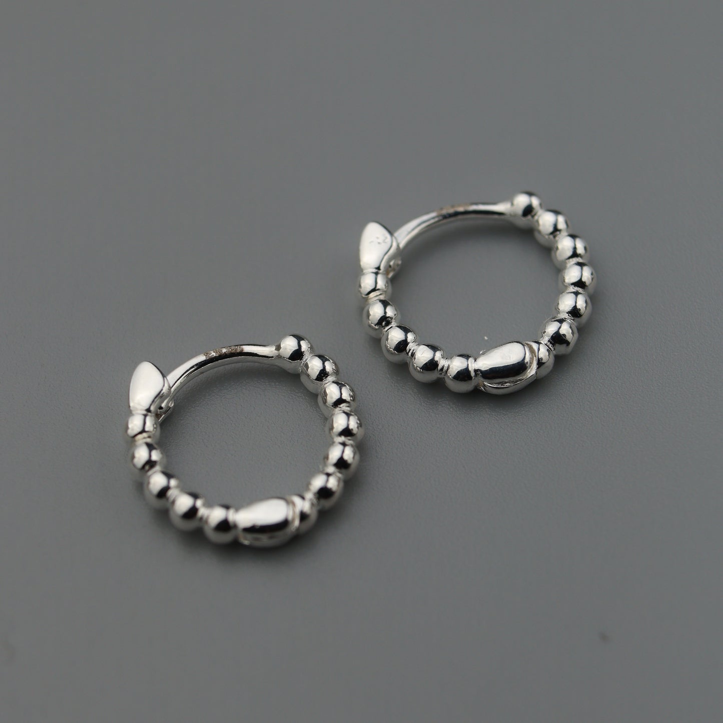 CALEB S925 Silver Beaded Dot Clip Earrings