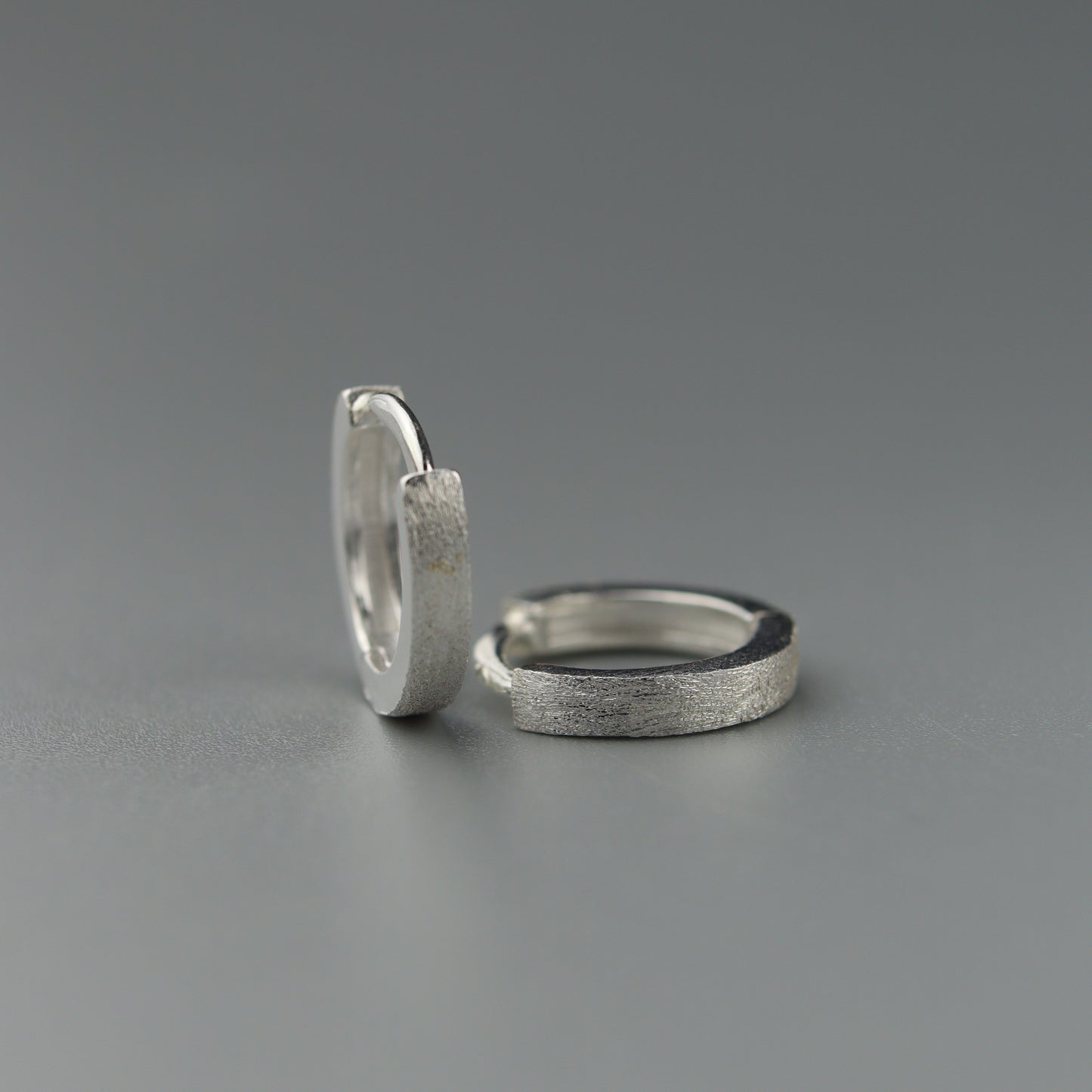 GIN S925 Silver  Roughness Style Clip Earrings