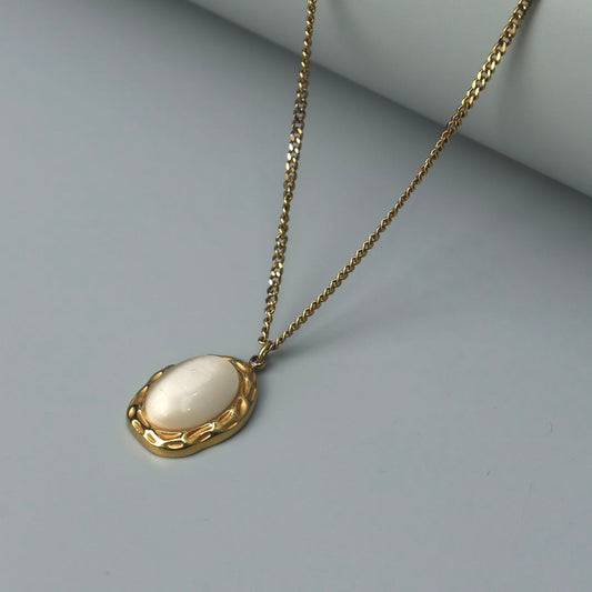 ADELE Synthetic Pearl Necklace