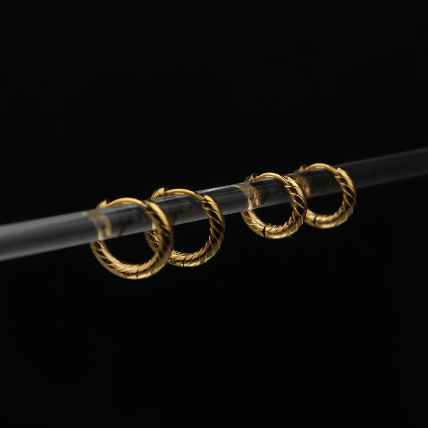 REID Swirl Clip Earrings For Women's