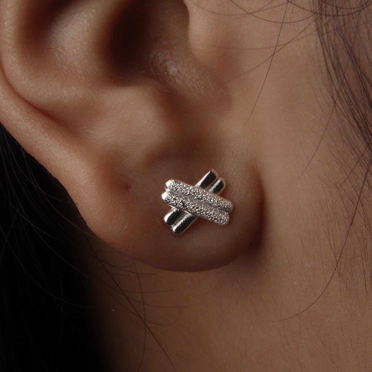 KHARI S925 Silver Double X Stud Earrings Women's