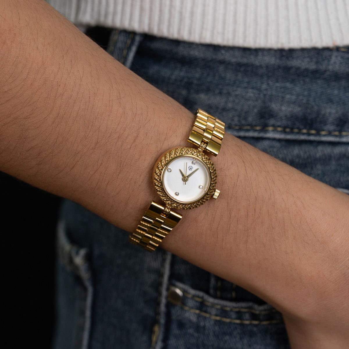 ZAVRI Gold Round White Dial Face Women's Minimalist Fashion Watch