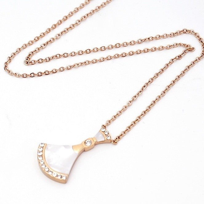 SKYLAR Rose Gold Fan Shape Pendant Chain Necklace