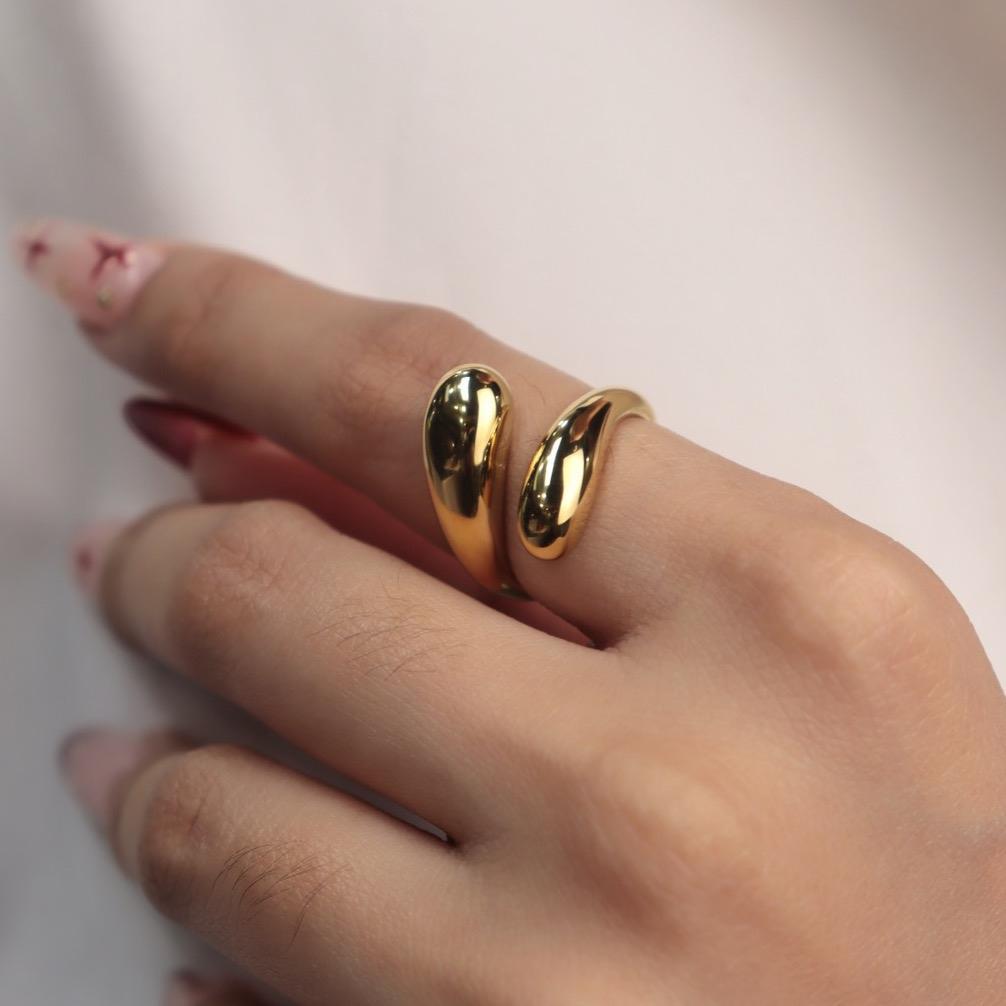 EULI Hugging Ring