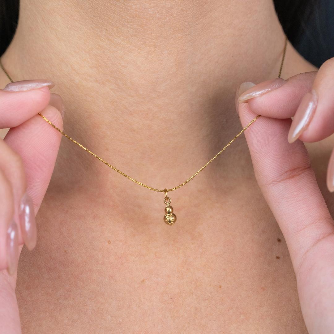 BINNIE Mini Gourd Unique Engraved Pendant Bone Chain Necklace For Women's