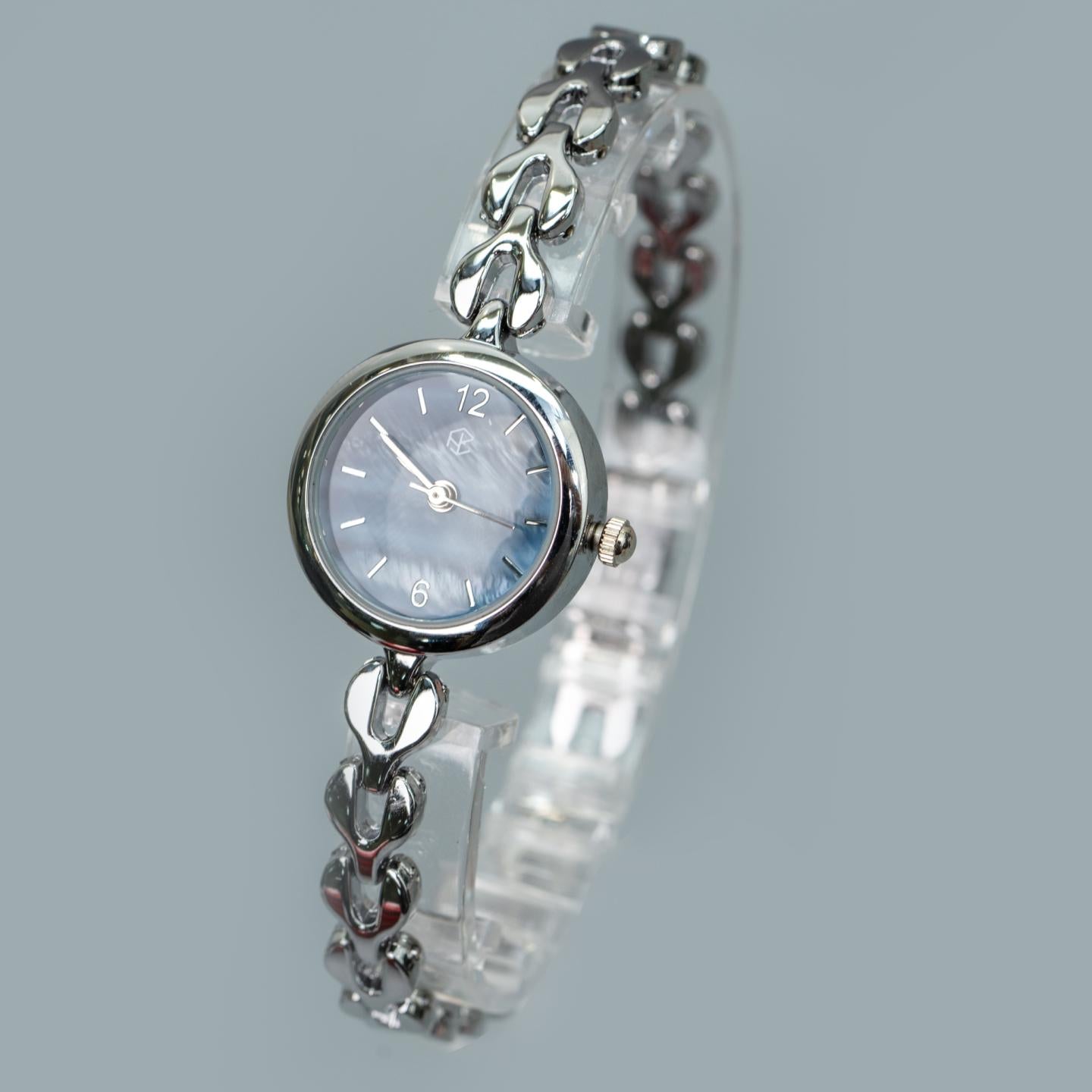 Time to Bloom Vintage Watches Collection
