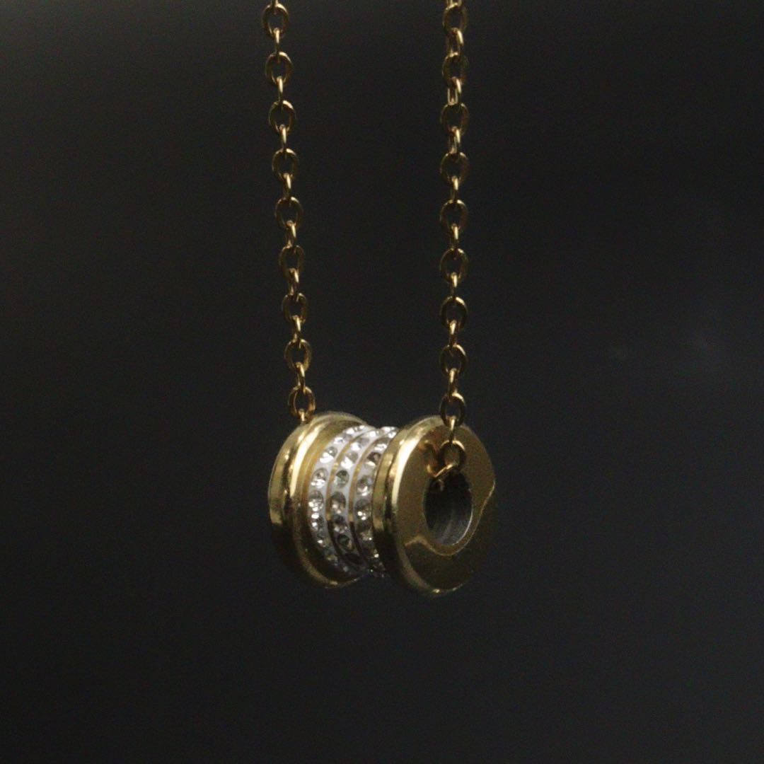 DIONE GOLD