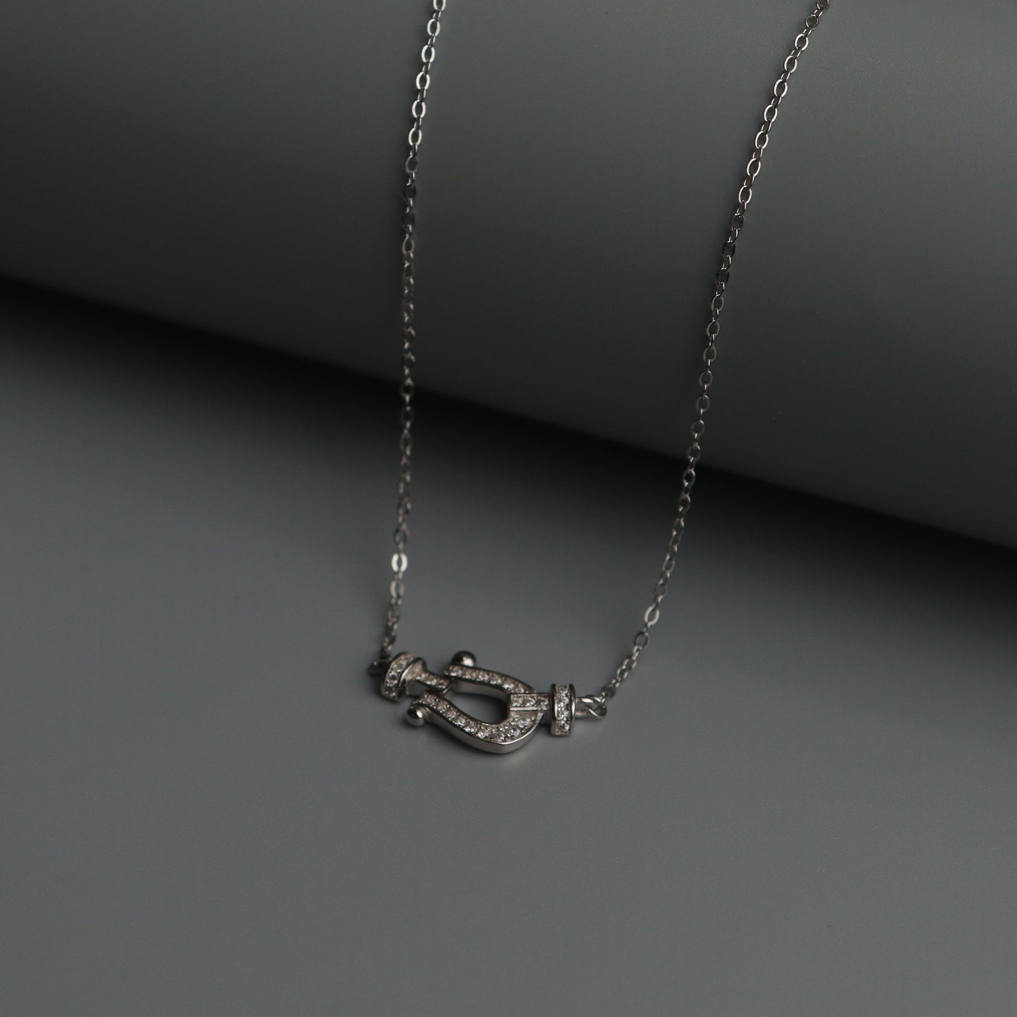 SAROLTA S925 Silver Anchor D-Shackles Necklace