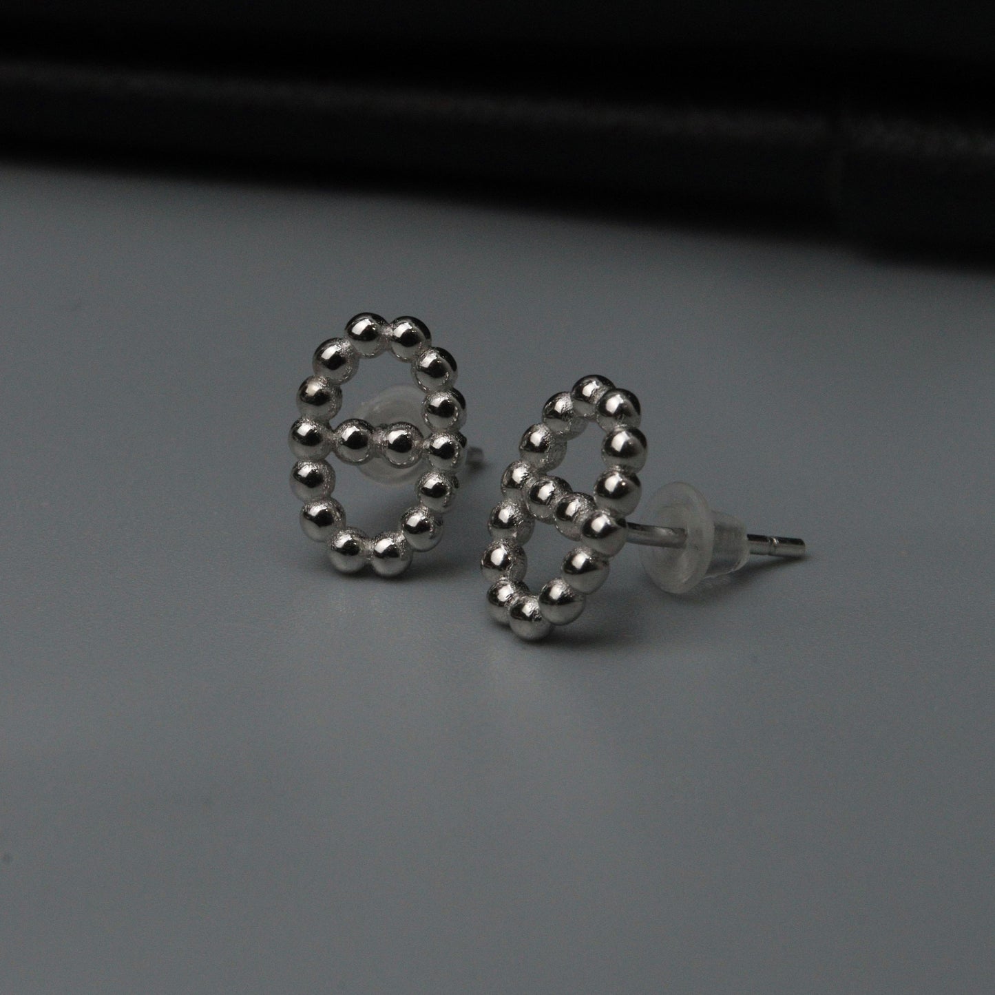 RICH S925 Silver Beaded Oval Stud Earrings Women's