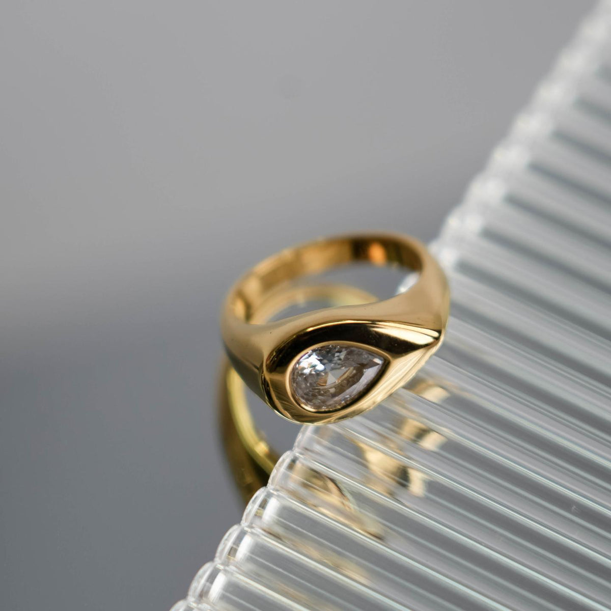 TEVA Centered TearDrop Shape Rings