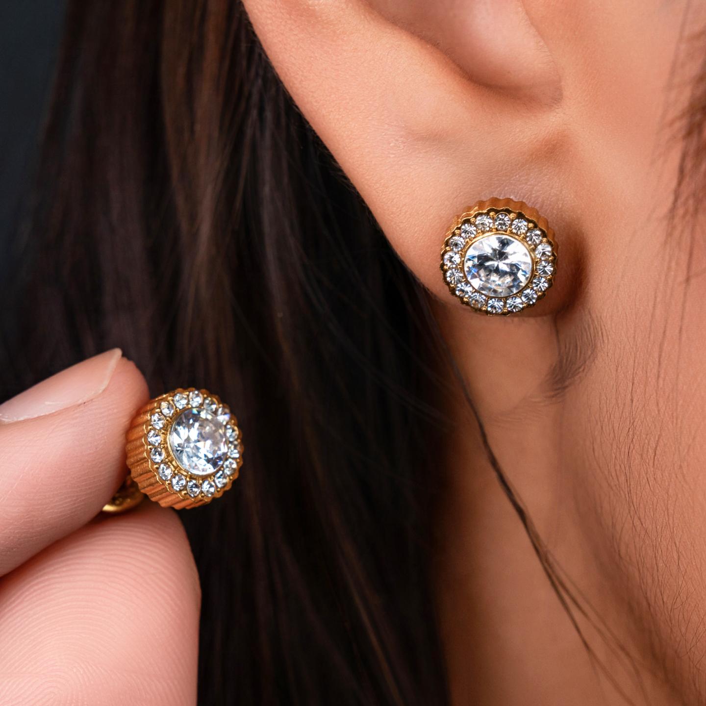 BRILLIANCE COLLECTION of Earrings, Bracelet & Rings Fashion Accessories
