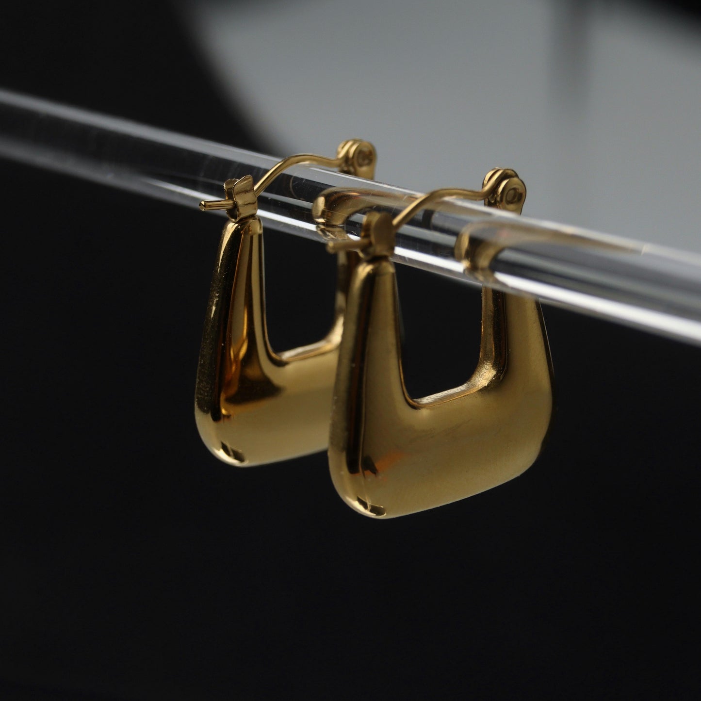 ARAV Flat Square Hoop Earrings