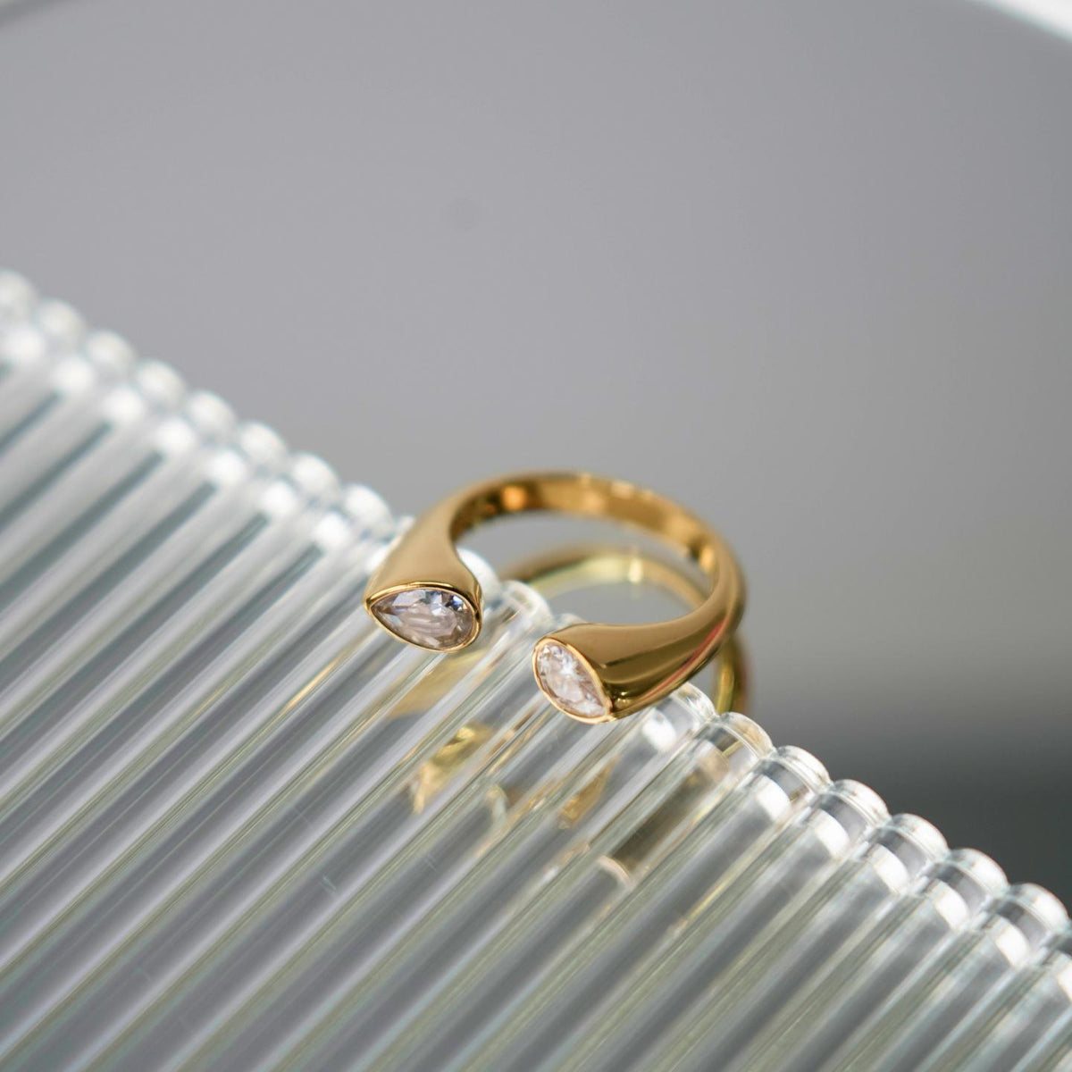 TAVI Open Edge A Tear Drop Shape Rings
