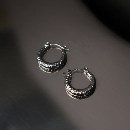 GARETT Gld/Silver Hammered Style Hoop Earrings