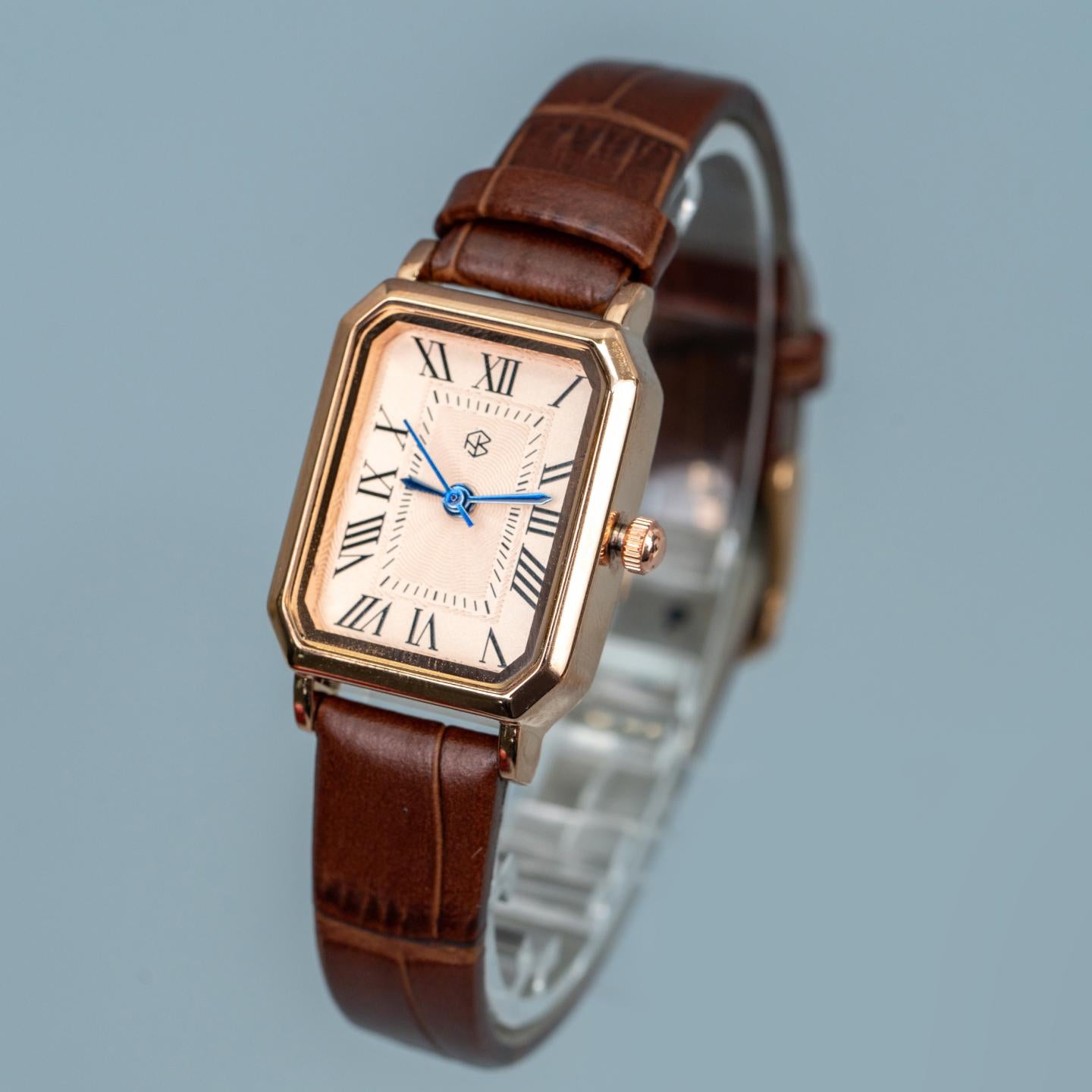 Time to Bloom Vintage Watches Collection