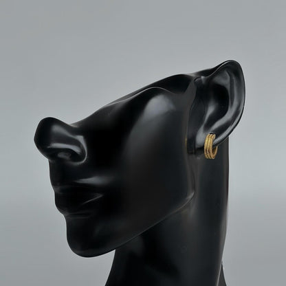 JANE Triple Line Mini Clip Earrings