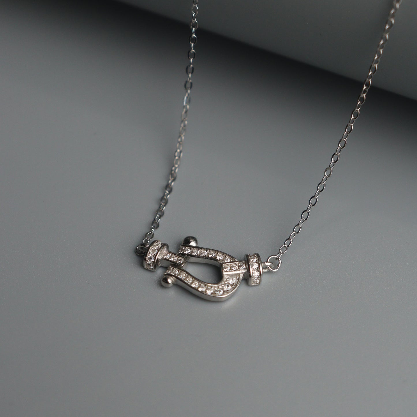 SAROLTA S925 Silver Anchor D-Shackles Necklace