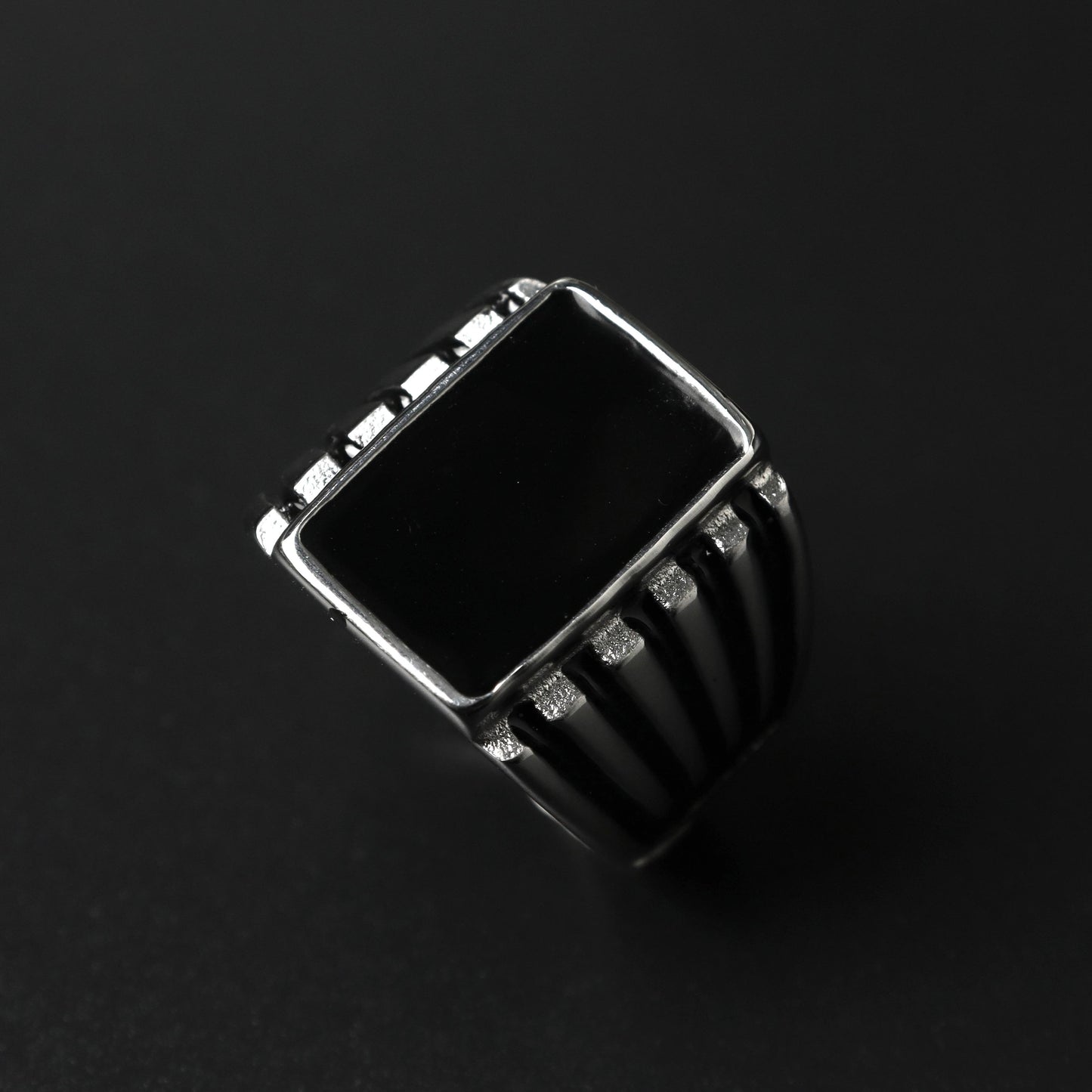 KNOXX 18mm Rectangle Silver Black Center Wide Ring For Men's