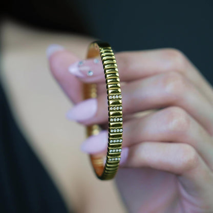 VELTARA Ribbed Texture and Glass Embedded Bangle Bracelet