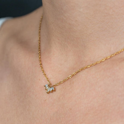 LINEA Small Curved Oval Shaped Pendant Chain Necklace For Women's
