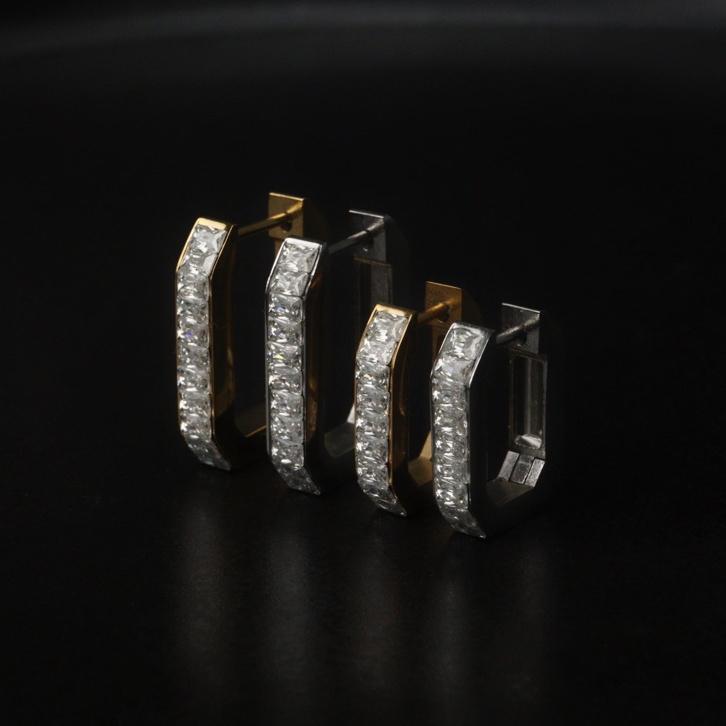 BREE Rectangle Silver/Gld Small & Big Edge Embedded Clip Earrings