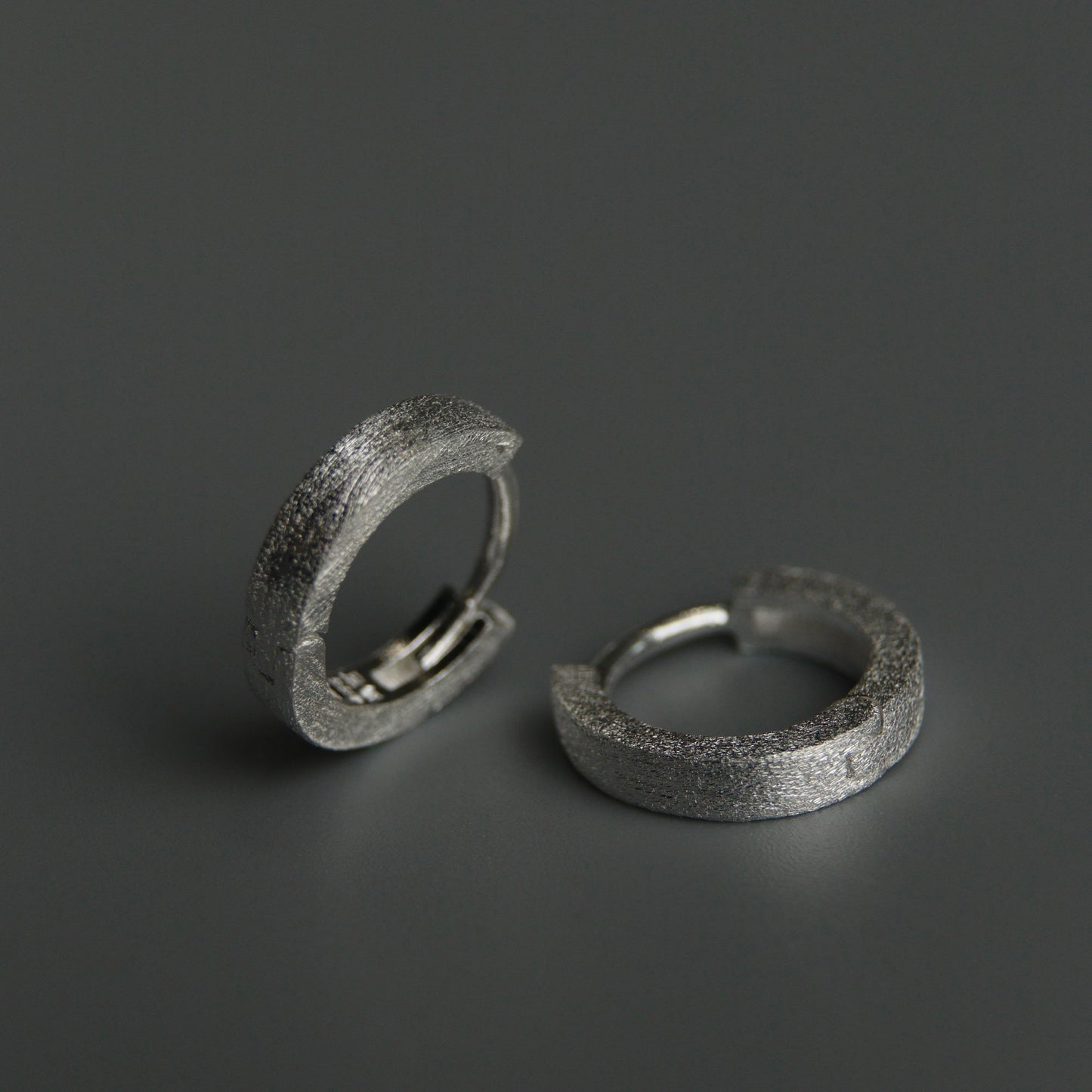 SARID S925 Silver Classic Roughness Clip Earrings