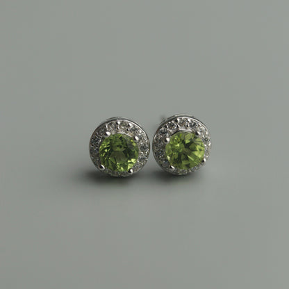 Pawnable Peridot Gemstone S925 Silver Stud Earrings with AGCL Certification