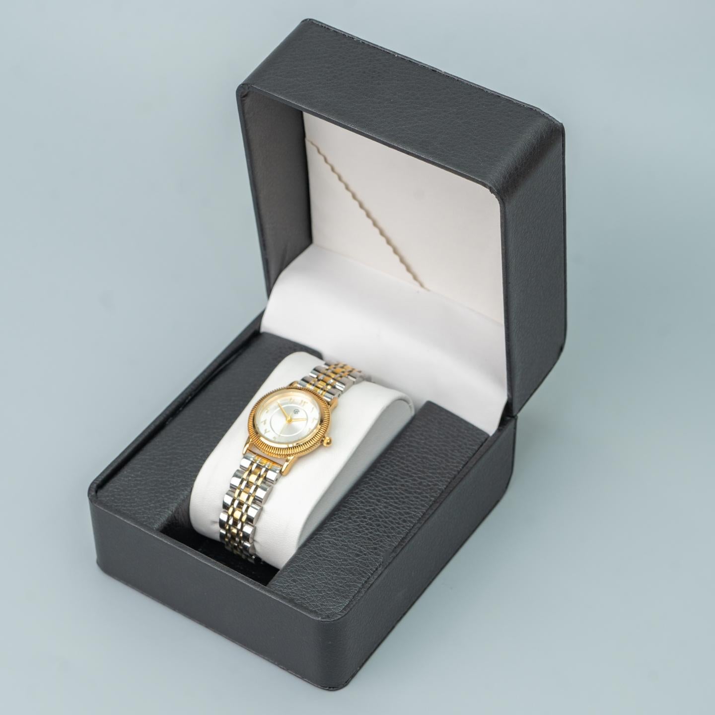 FARES Arabic Number Dial Snake Two-Tone Men's Watch Quartz Movement, Thick Strap Fashion Watch