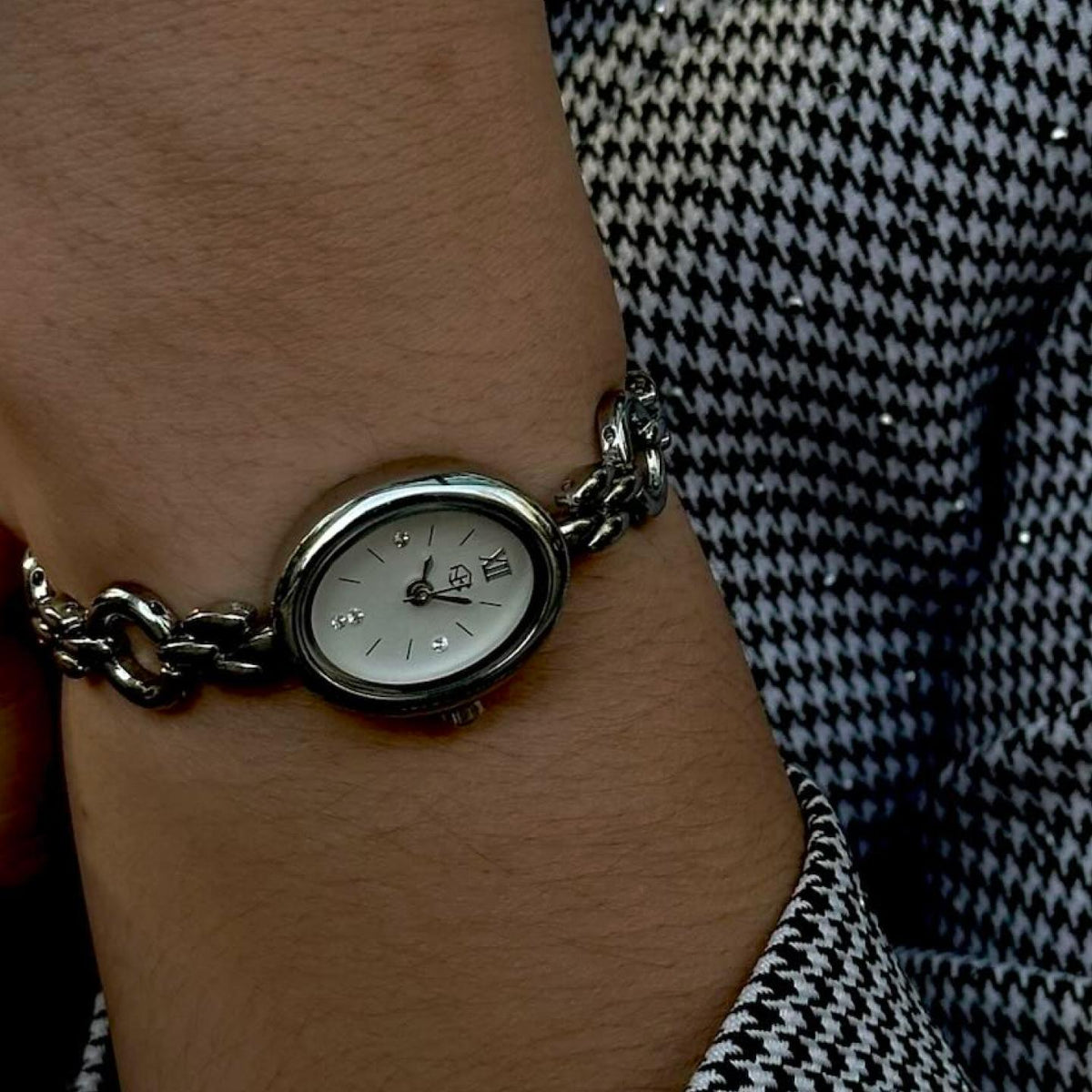 OVALA Gray Oval Dial Watch