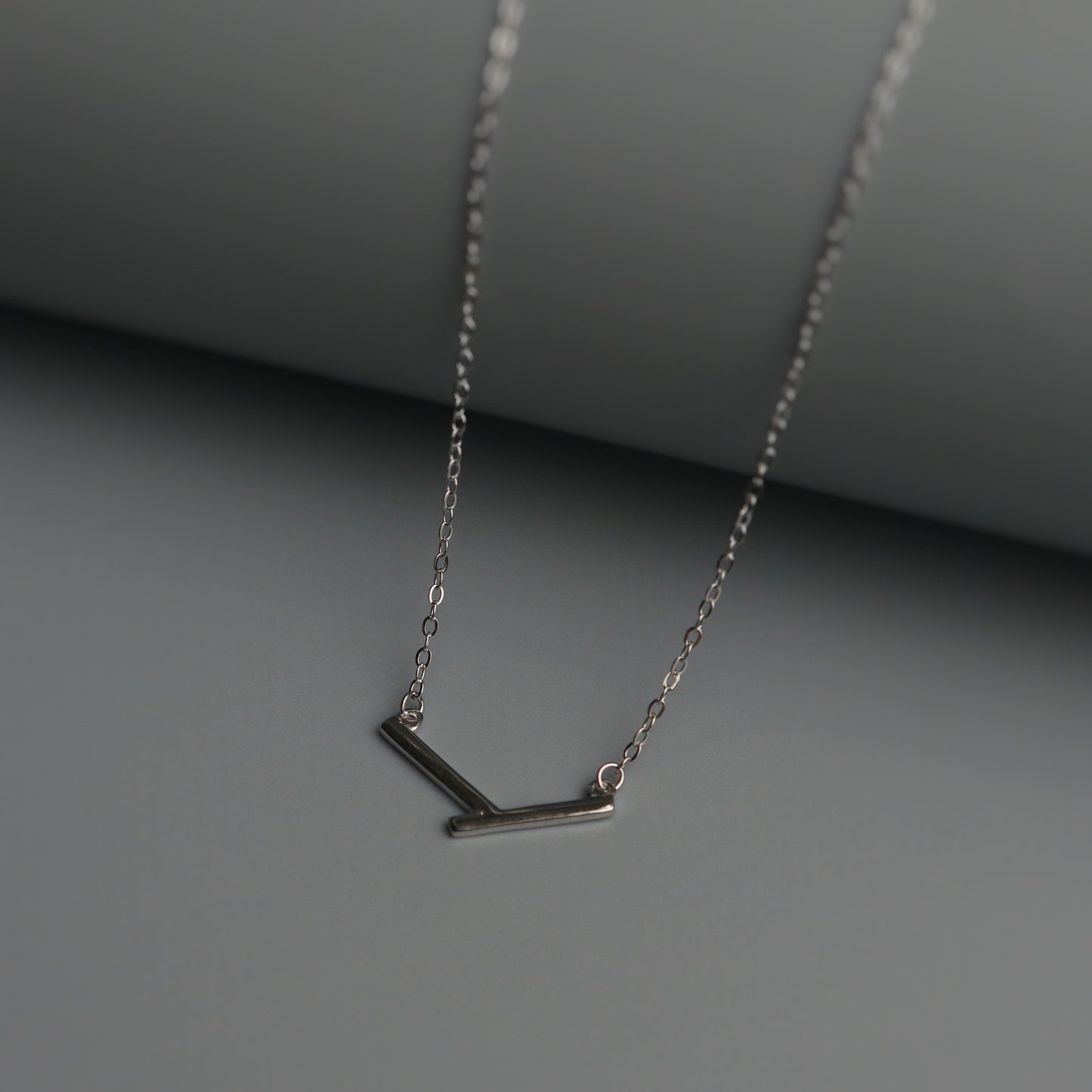 SIVAN S925 Silver Geometric V Necklace