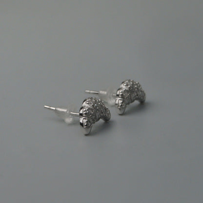 BUN S925 Silver Croissant Shape Stud Earrings