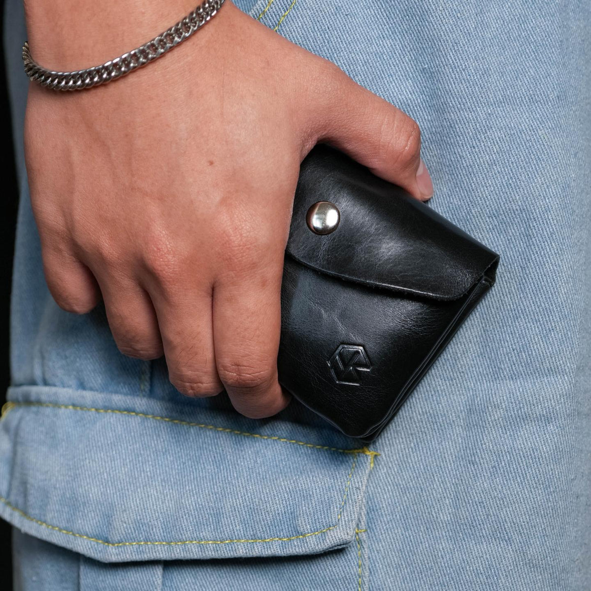 HB Wallet Black Leather Coin Purse Multi-Compartment Fashion Card Wallet for Men and Women WLT0002