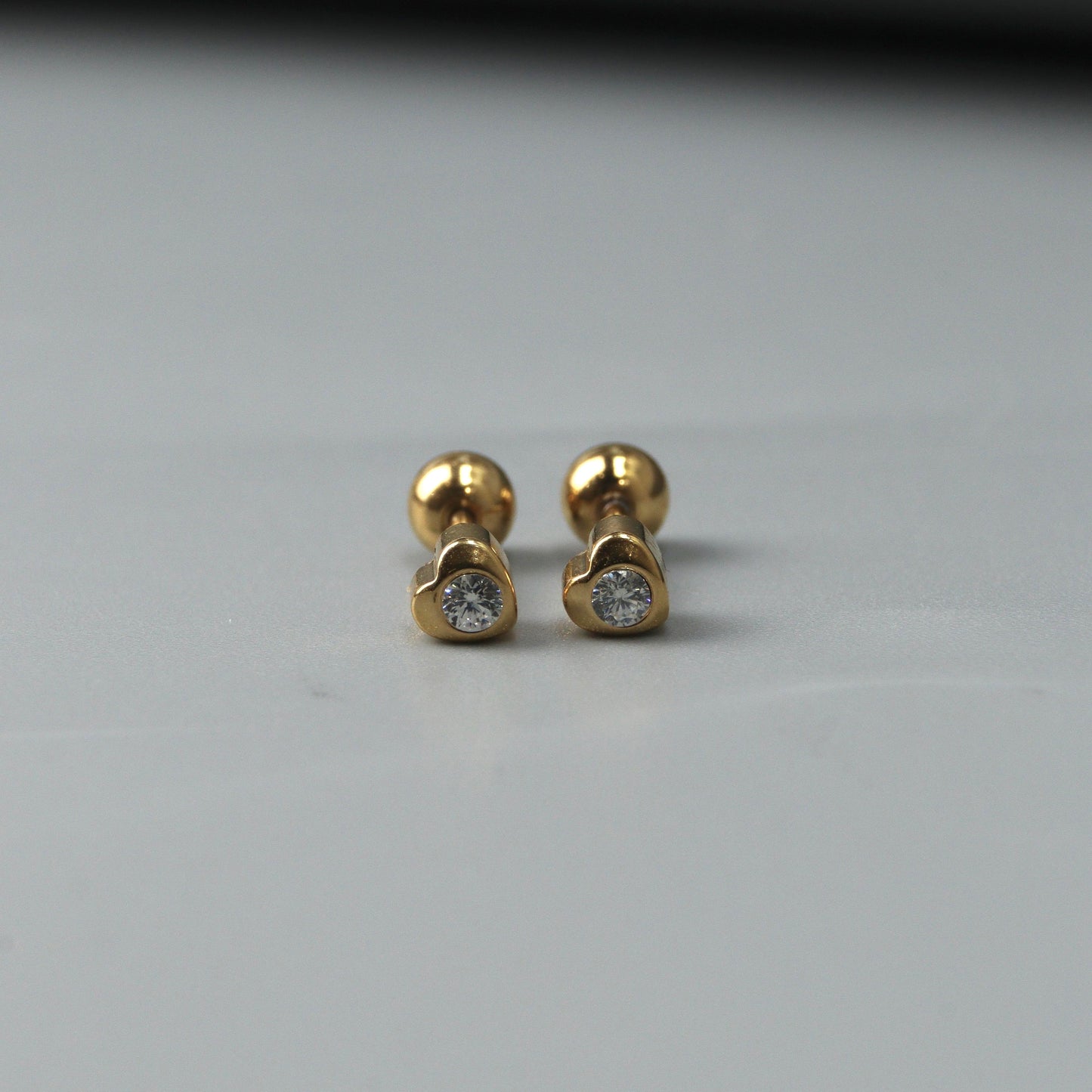 Mini Various Embedded Shapes Stud De Roscas Earrings