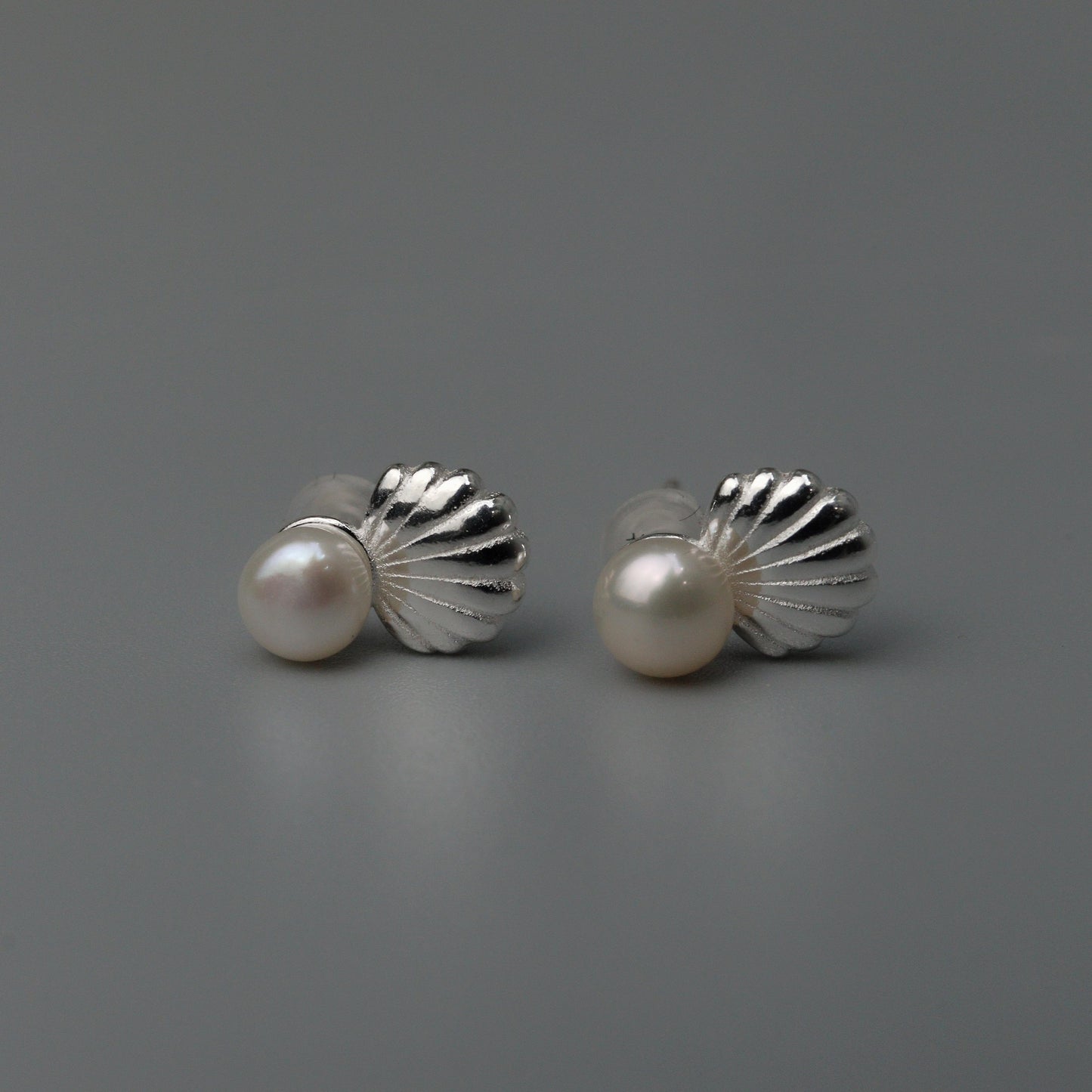 PEBBLE S925 Silver Clamp Pearl Stud Earrings Women's