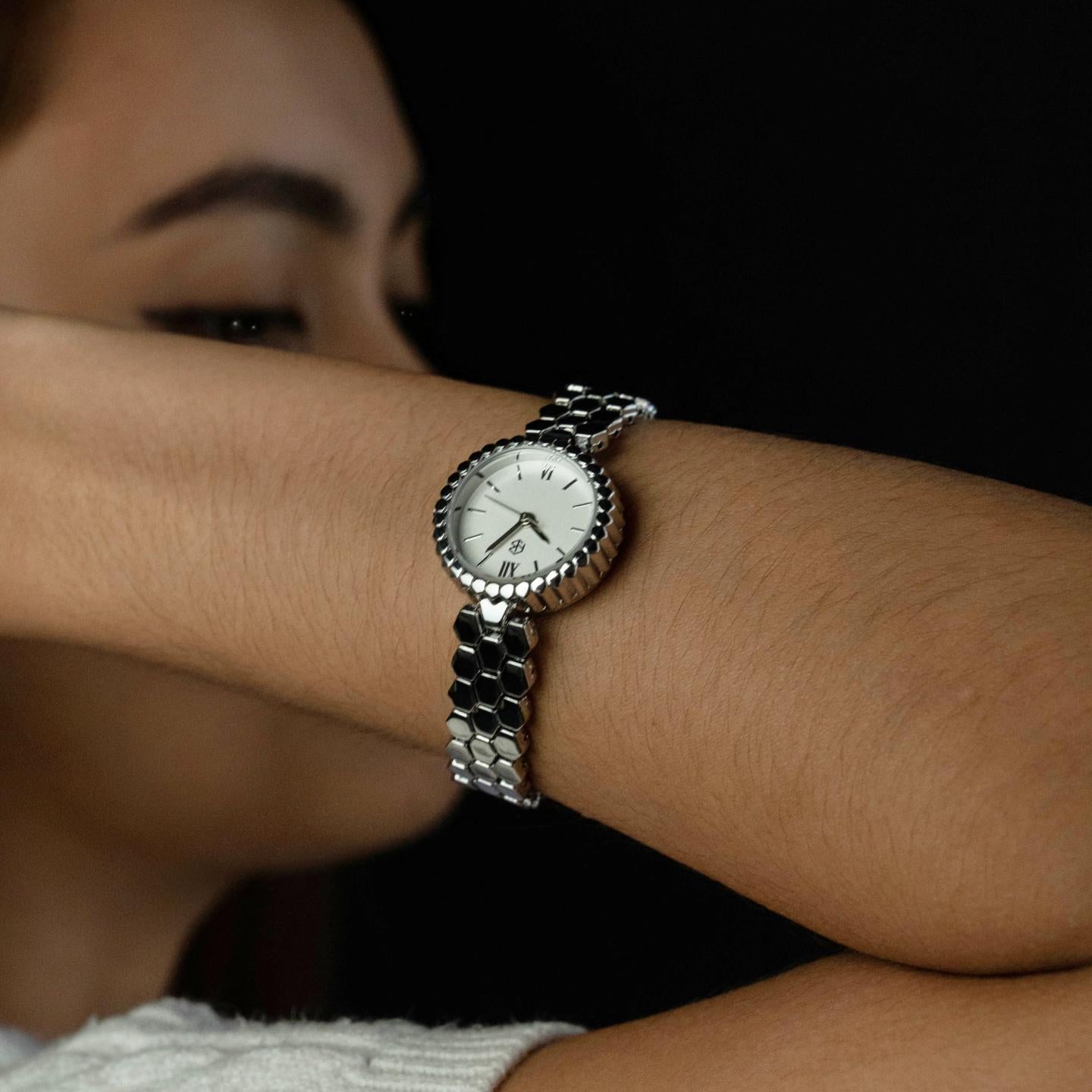 ZELVO Silver Round Hexagon Style Strap Women's Fashion Watch