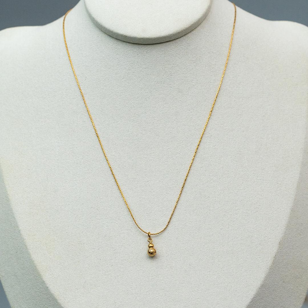 BINNIE Mini Gourd Unique Engraved Pendant Bone Chain Necklace For Women's