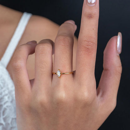 LIZ Diamond Shaped Thin Ring for Women