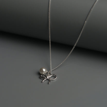 SUZI S925 Silver Thread Ribbon Fresh Water Pearl Necklace