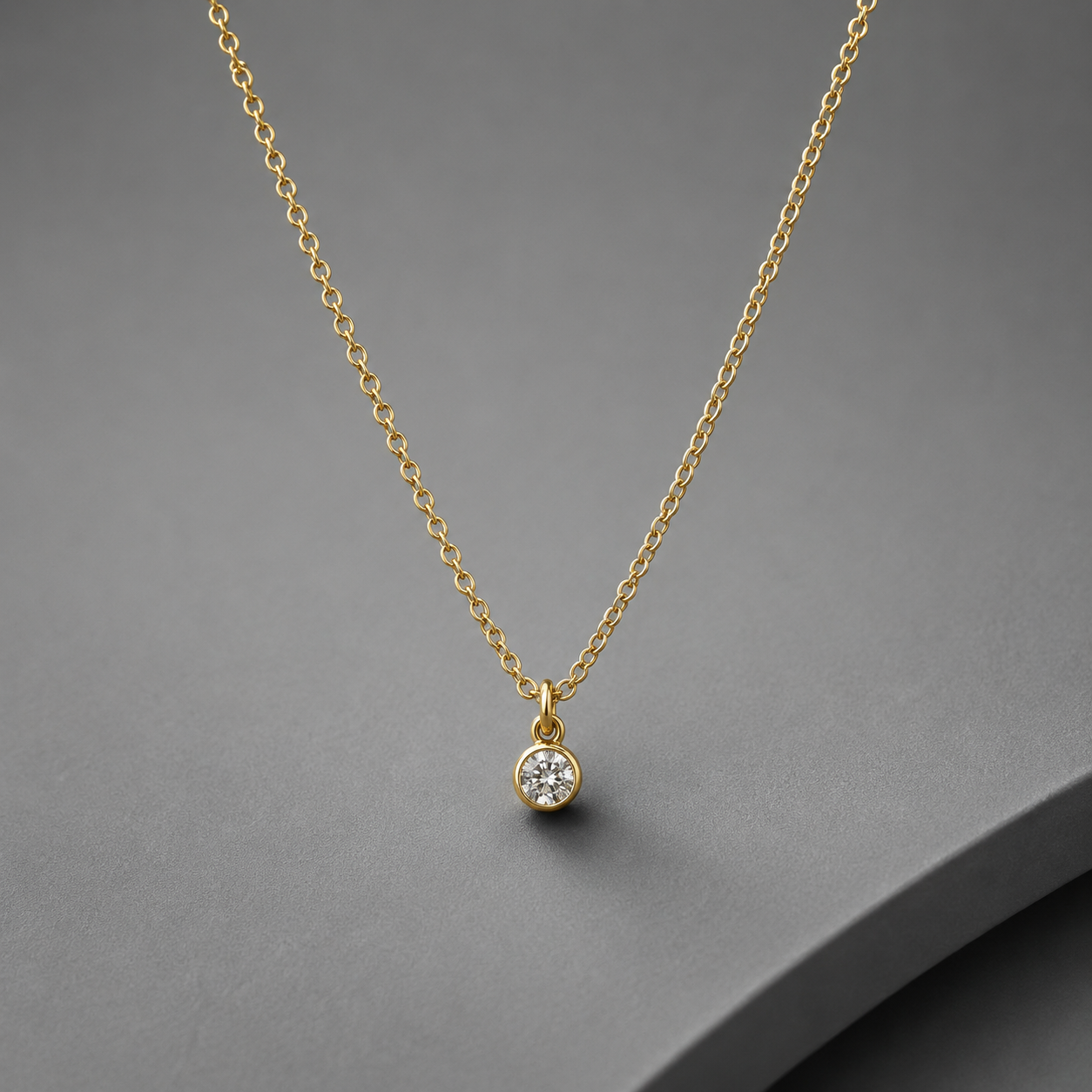 BRILLIANCE STONE Pendant Chain Necklace For Women's