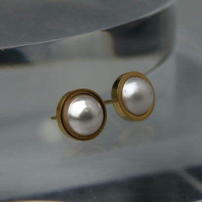 CLAUDETTE Synthetic Pearl