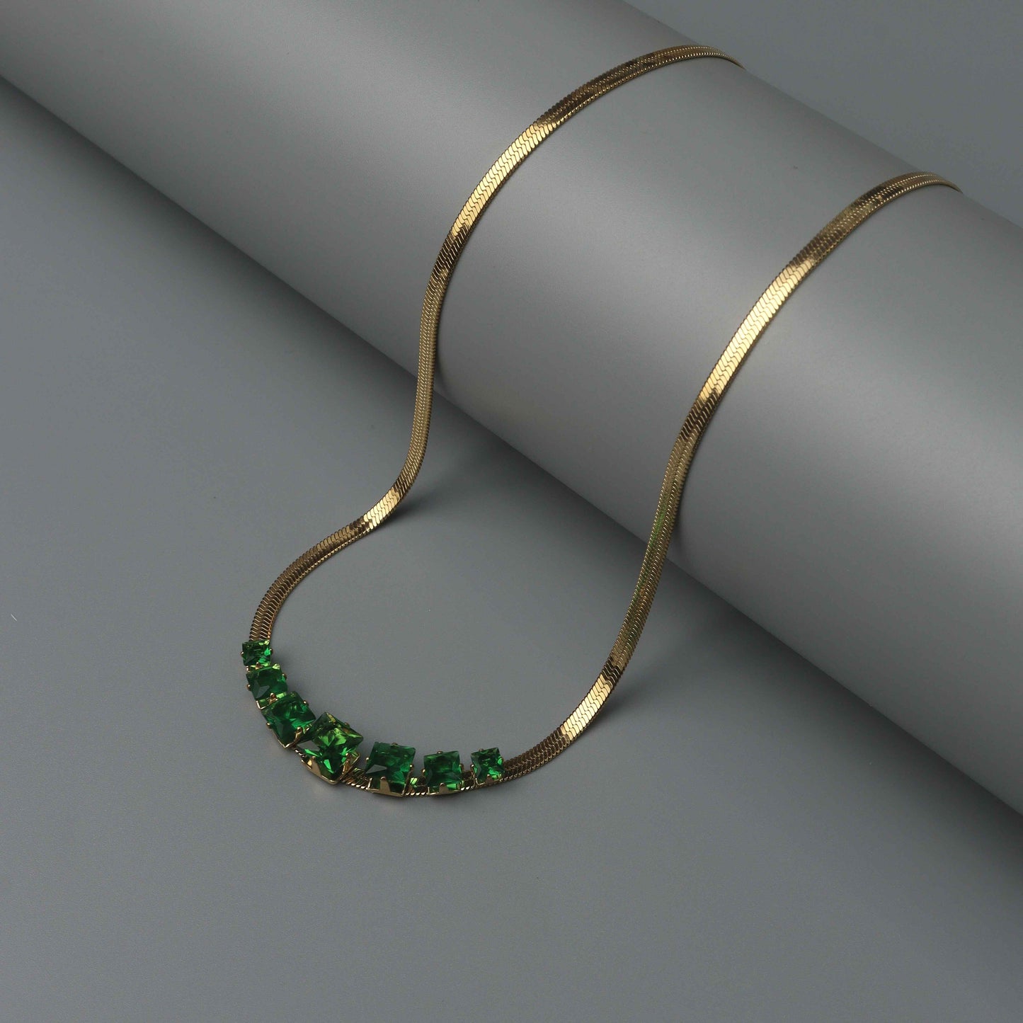 ADIA Green Pendant Necklace